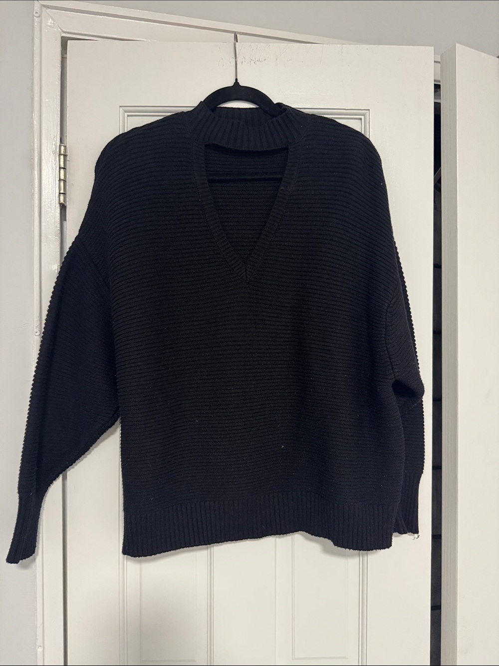 Zara Black V-Neck Knit Sweater